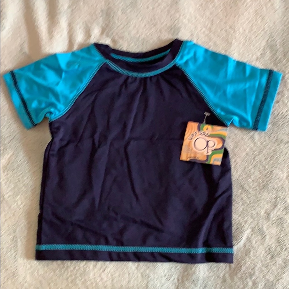 🎉 OP Navy Blue Rash Guard, size 12m - Picture 2 of 4